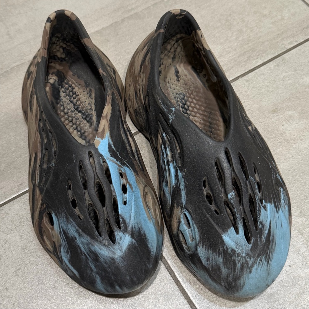 Yeezy Foam Runner Black and Blue Sneakers
